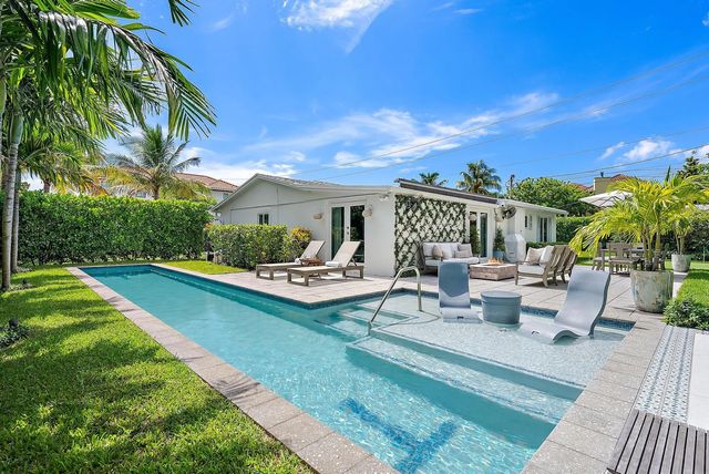 3 of 35 - 8001 Arlington Place, West Palm Beach, FL