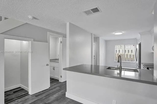 3 of 16 - 5084 S University Drive, Davie, FL