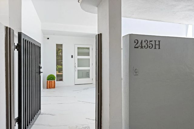 2 of 76 - 2435 Presidential Way #h, West Palm Beach, FL