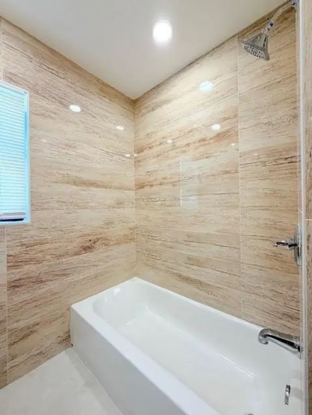 5 of 33 - 53 Ne 16th Place, Fort Lauderdale, FL