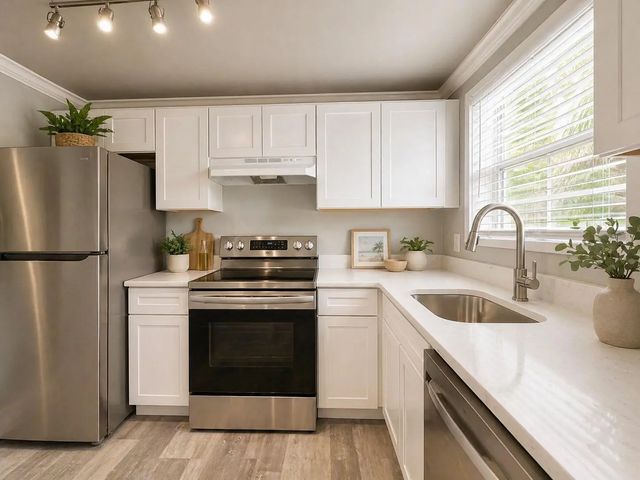 1638 Embassy Drive #205, West Palm Beach