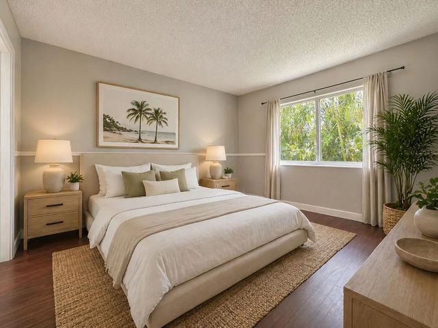 4 of 7 - 1638 Embassy Drive #205, West Palm Beach, FL