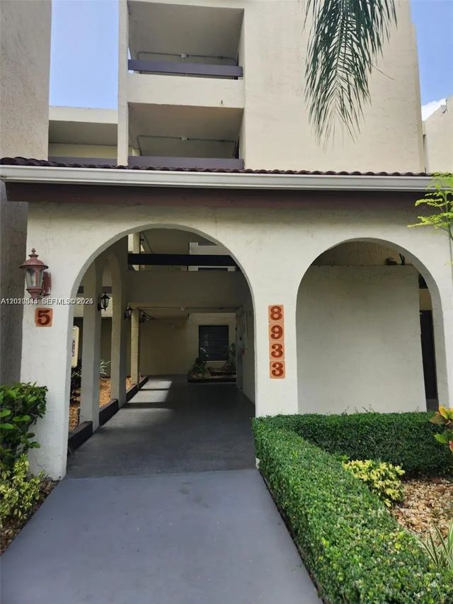 8933 Sw 123rd Court #108, Miami