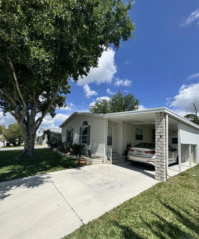 2 of 42 - 15146 Aguila Avenue, Fort Pierce, FL