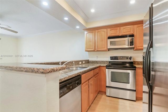 5 of 20 - 150 Ne 15th Avenue #235, Fort Lauderdale, FL