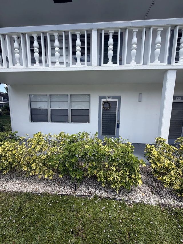 209 Newport M  #209, Deerfield Beach