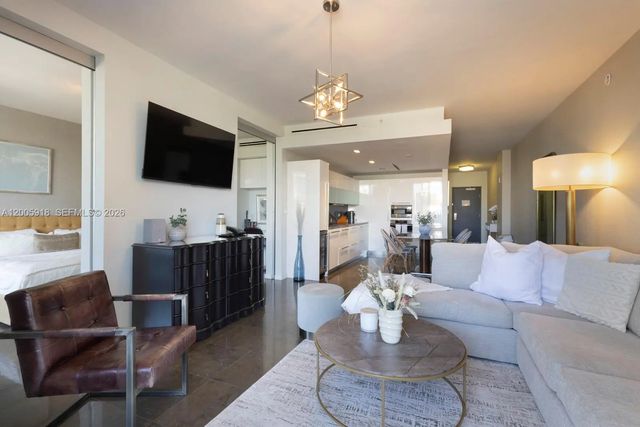 220 21st Street #303, Miami Beach