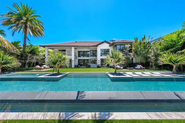 110 Holiday Drive, Hallandale Beach