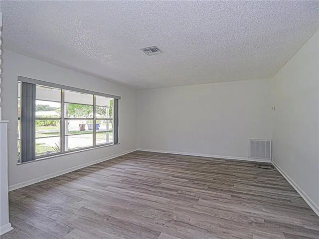 5 of 26 - 136 16th Avenue, Vero Beach, FL