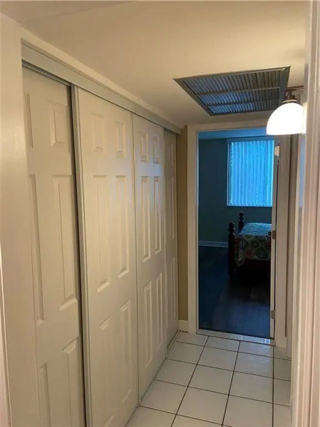 3 of 13 - 4222 Inverrary Boulevard #4109, Lauderhill, FL