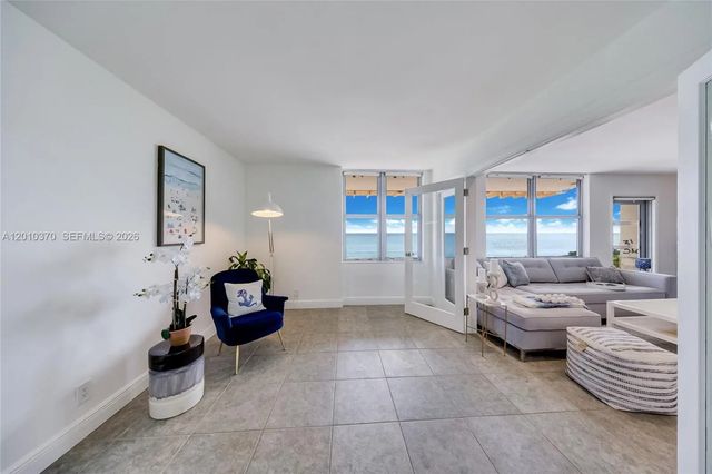 5 of 14 - 9225 Collins Avenue #501, Surfside, FL