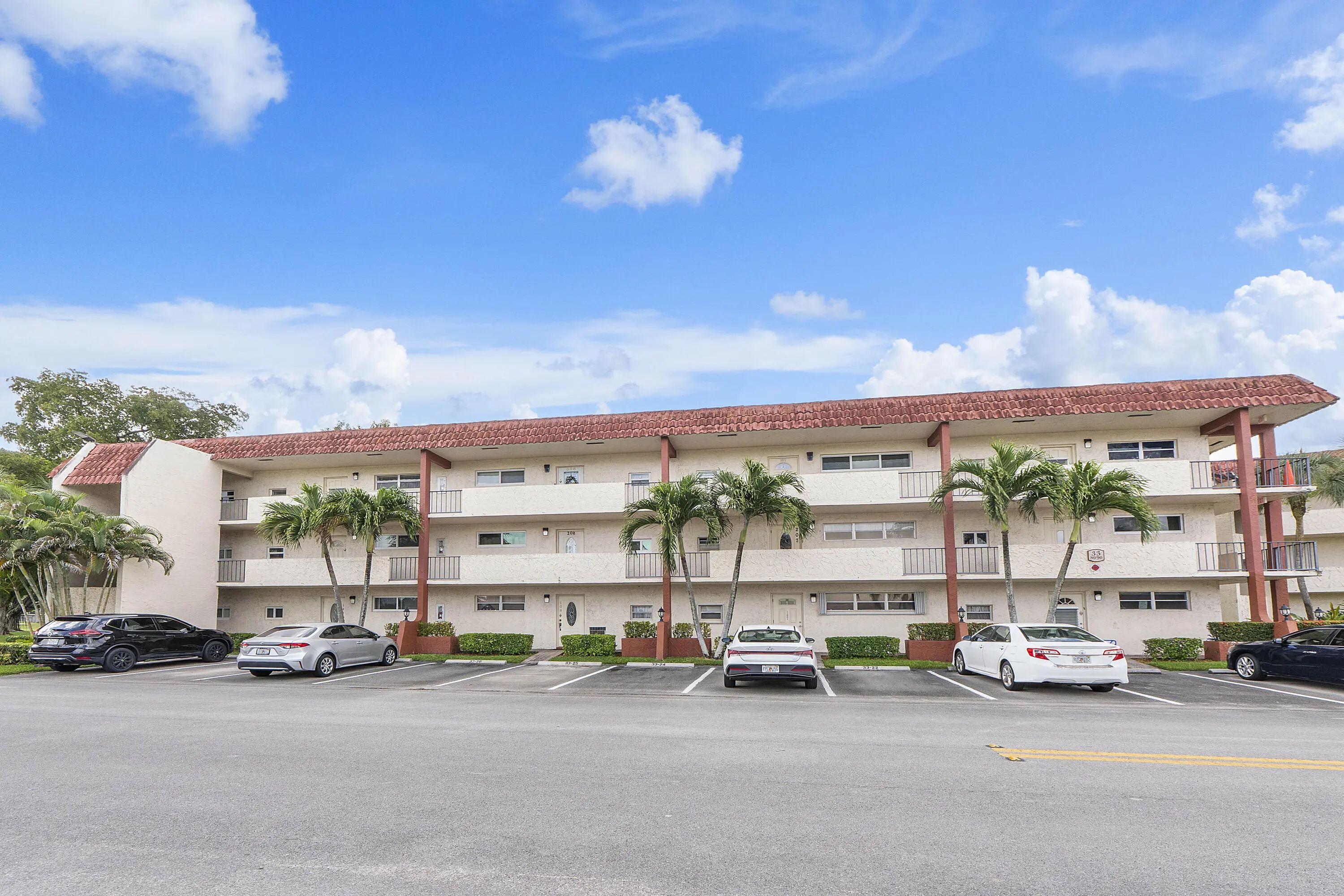 8990 S Hollybrook Boulevard #209, Pembroke Pines