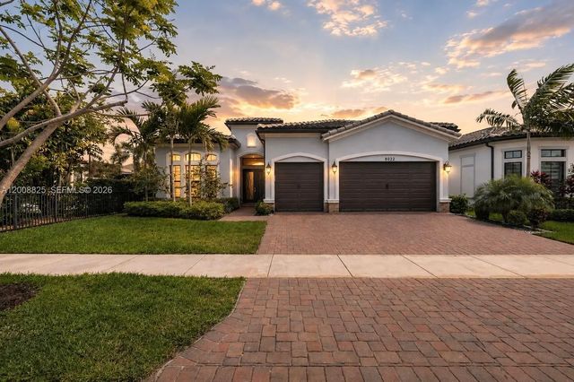 8022 Deer Lake Court, Parkland