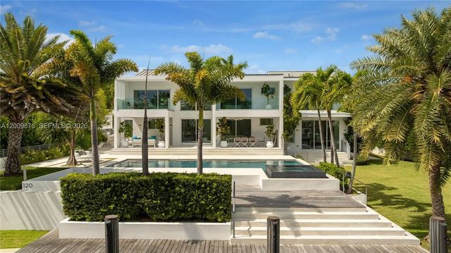 120 Knollwood Drive, Key Biscayne