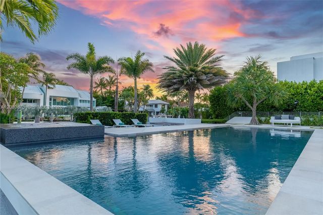 5 of 45 - 120 Knollwood Drive, Key Biscayne, FL