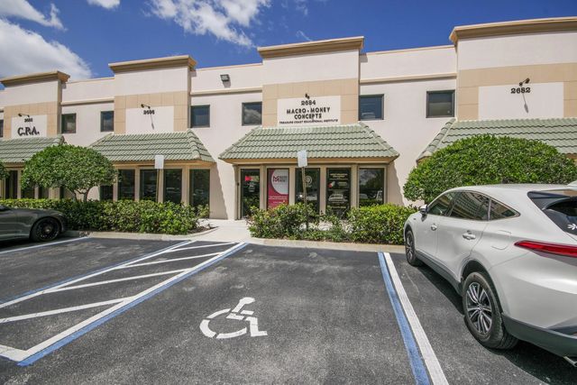 2 of 22 - 2684 Se Willoughby Boulevard, Stuart, FL