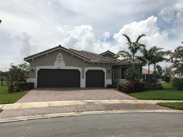 2 of 32 - 9751 Lakeview Lane, Parkland, FL