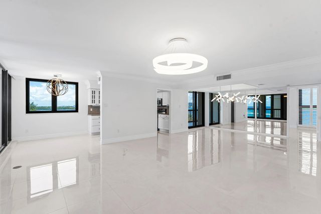 3 of 38 - 5380 N Ocean Drive #5a, Riviera Beach, FL
