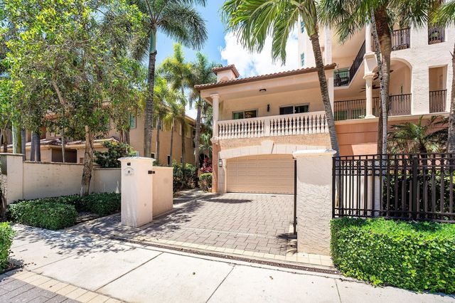 2 of 39 - 19 Hendricks Isle, Fort Lauderdale, FL