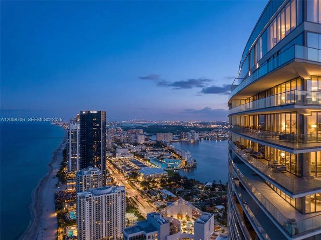 3 of 33 - 18975 Collins Avenue #5200, Sunny Isles Beach, FL
