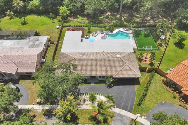 2 of 100 - 1960 Sw 51st Terrace, Plantation, FL