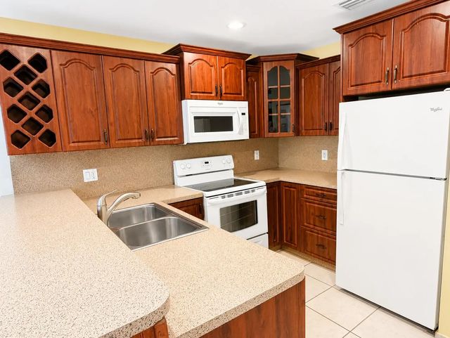 4 of 15 - 2035 Winners Circle, North Lauderdale, FL