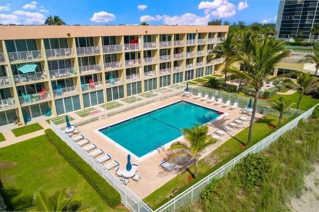 9800 S Ocean 107 Drive #107, Jensen Beach