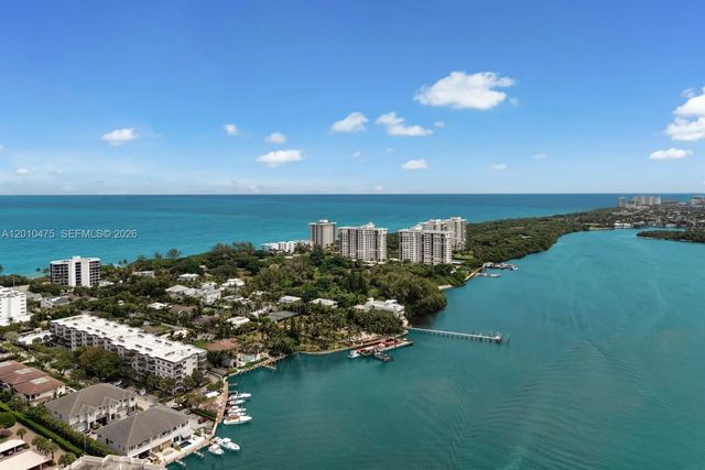 4 of 15 - 910 Ne 24th Street, Boca Raton, FL