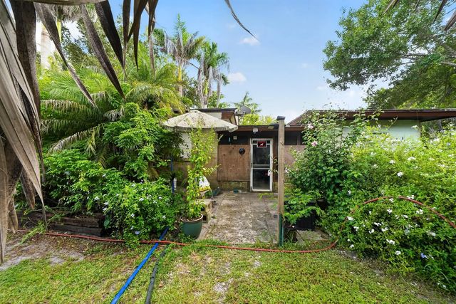 4 of 42 - 9290 Orange Avenue, Fort Pierce, FL