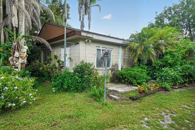 5 of 42 - 9290 Orange Avenue, Fort Pierce, FL