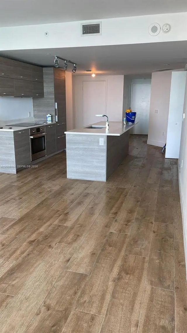 5 of 43 - 650 Ne 32 Street #1805, Miami, FL