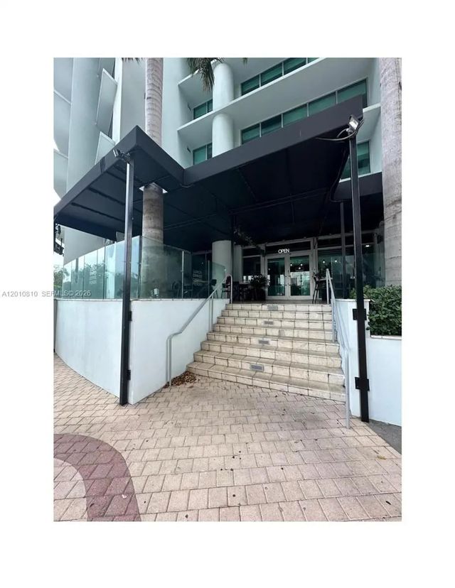 3 of 7 - 900 N Biscayne Boulevard #r105, Miami, FL