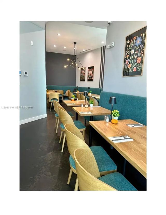 5 of 7 - 900 N Biscayne Boulevard #r105, Miami, FL
