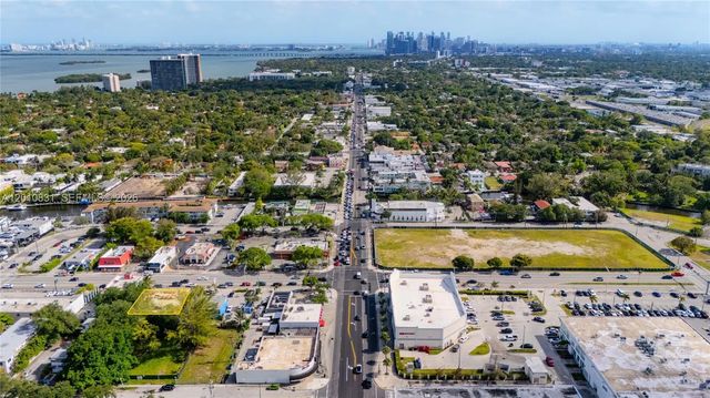 5 of 8 - 633 Ne 79th Street, Miami, FL