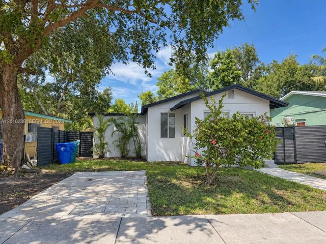 2 of 27 - 135 Nw 68th Street, Miami, FL