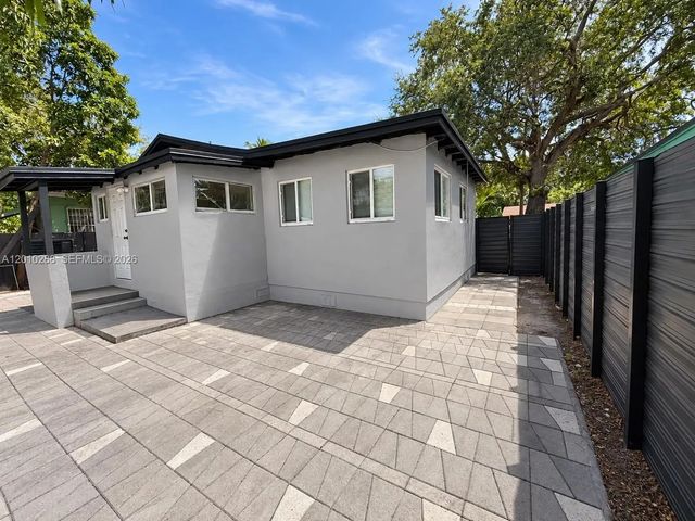4 of 27 - 135 Nw 68th Street, Miami, FL