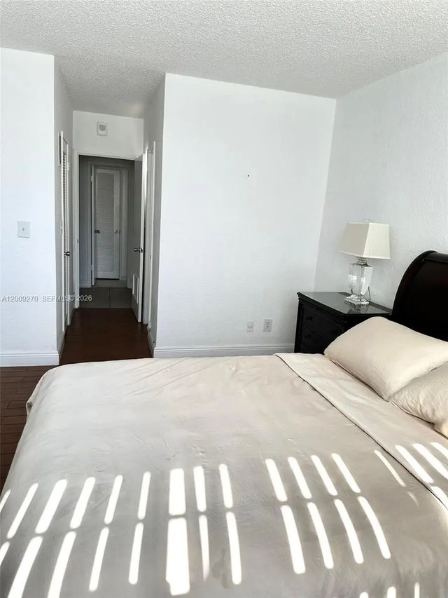 5 of 23 - 19390 Collins Avenue #1510, Sunny Isles Beach, FL