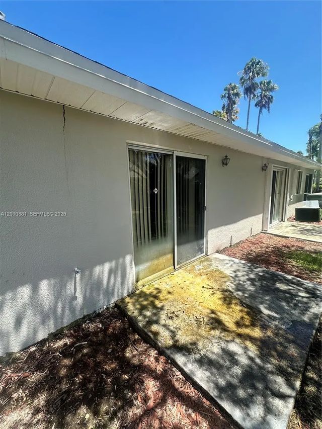 4 of 10 - 472 Se 22nd Drive, Homestead, FL