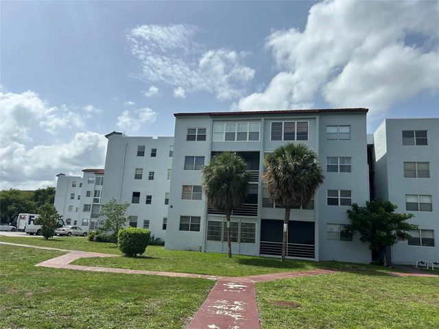 2860 Somerset Drive #311k, Lauderdale Lakes