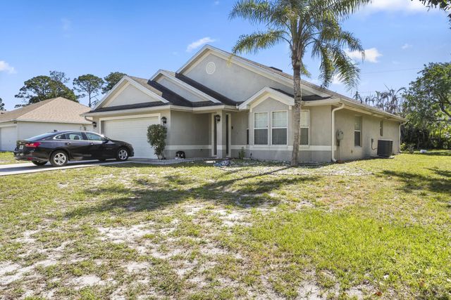 4 of 10 - 609 Nw Cardinal Drive, Port St. Lucie, FL