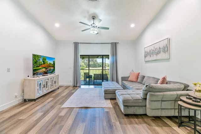 2 of 42 - 5142 Fountains Drive S, Lake Worth, FL