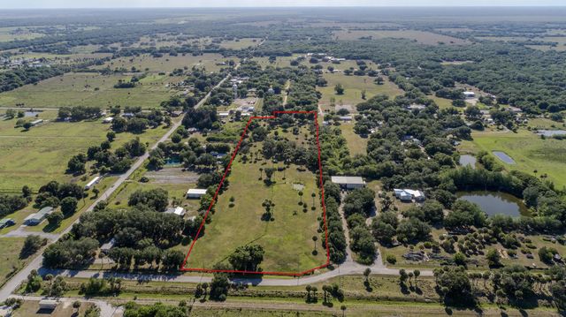 3 of 31 - 1100 Red Barn Rd N W, Moore Haven, FL