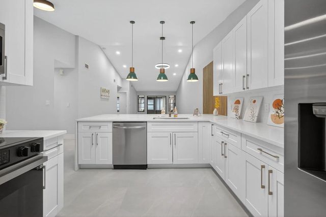 5 of 31 - 10924 Roebelini Palm Court #a, Boynton Beach, FL