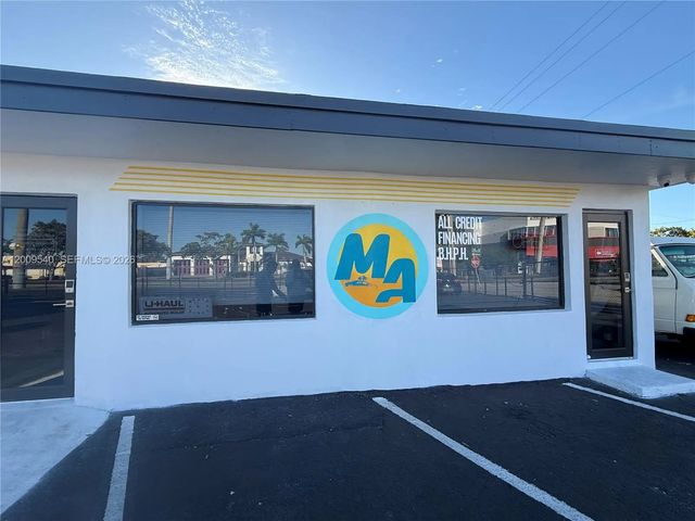 1822 N Dixie Highway, Hollywood