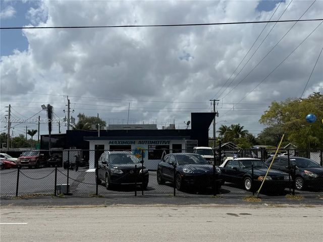 5 of 10 - 1822 N Dixie Highway, Hollywood, FL