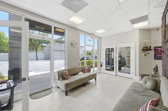 5 of 28 - 4650 Coral Ridge Drive #4650, Coral Springs, FL