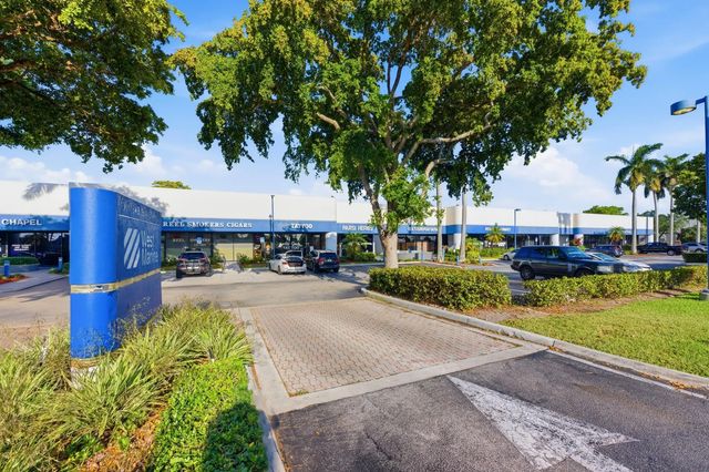 2 of 22 - 120 N Federal Highway #120, Deerfield Beach, FL