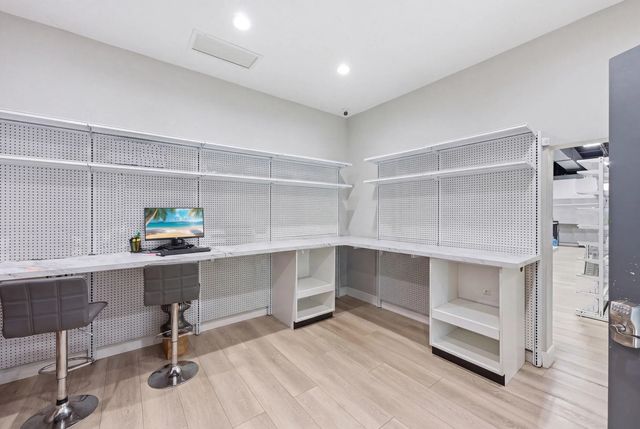 4 of 22 - 120 N Federal Highway #120, Deerfield Beach, FL