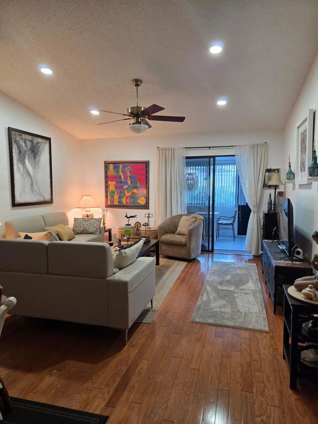 4 of 17 - 2640 W Gately Dr Drive W #1204, West Palm Beach, FL