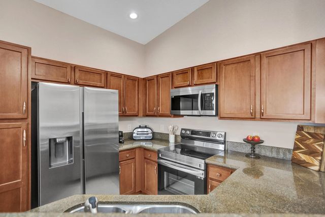 3 of 32 - 1825 Sonrisa Street #1825, Riviera Beach, FL